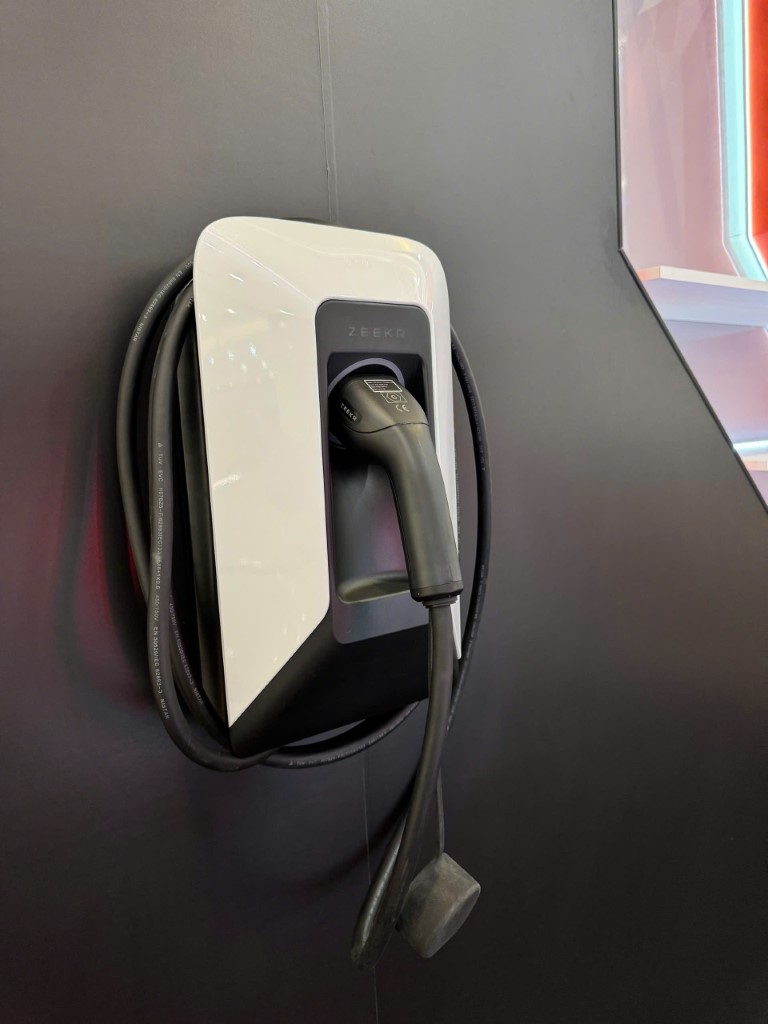 Giải pháp sạc xe Zeekr