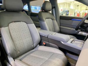 Zeekr 7x màu Xám Tech Grey